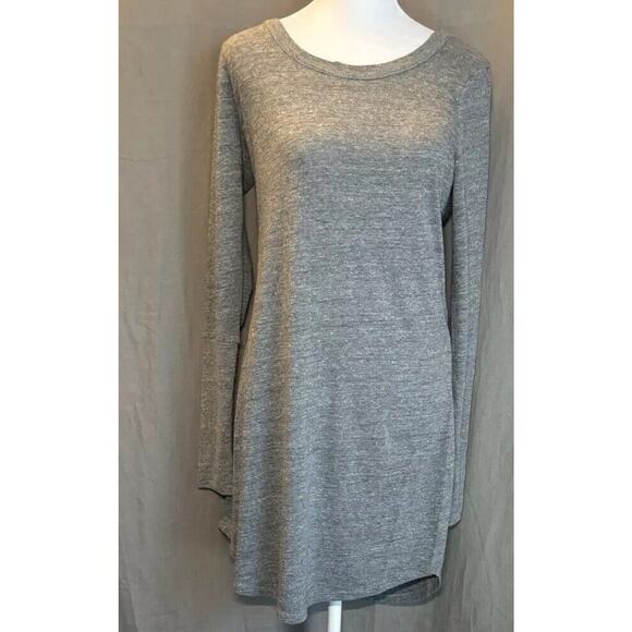 NWT CHASER Nordstrom Y2K Grey Long SLEEVE CREW NECK Super Long Tee Size Small - Picture 8 of 12